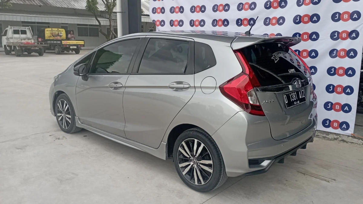 Lelang Mobil Balindo Diminati Kolektor